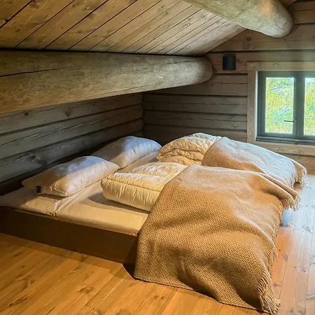 Modern Family Near Kikut In Geilo Flataker