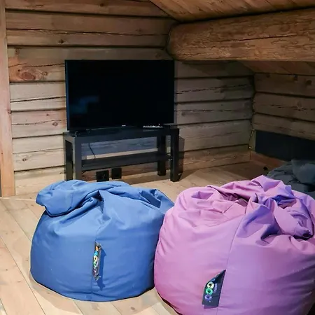 Modern Family Near Kikut In Geilo